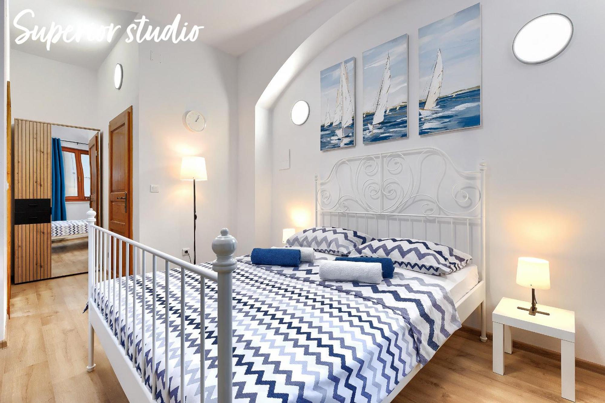 Studios Notte Sul Porto Rovinj Exterior photo